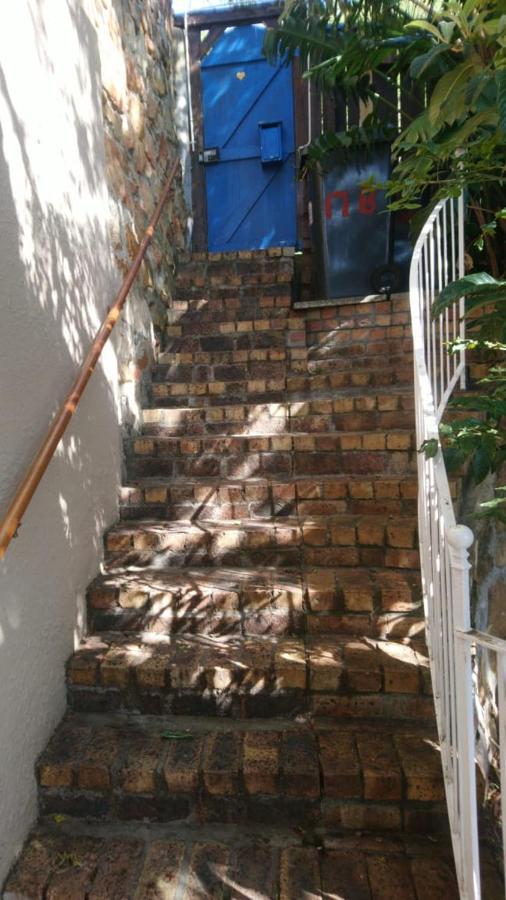 Independent Quaint Flat, Close To Beach Kapstadt Exterior foto