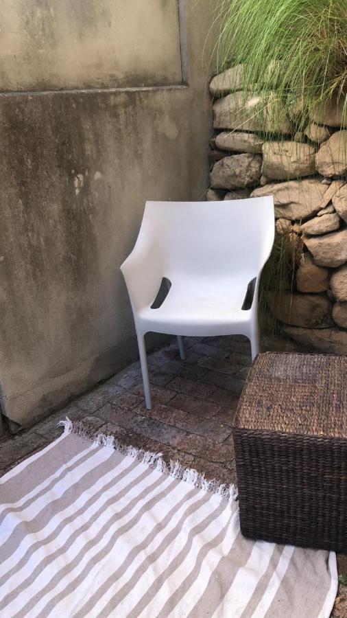 Independent Quaint Flat, Close To Beach Kapstadt Exterior foto