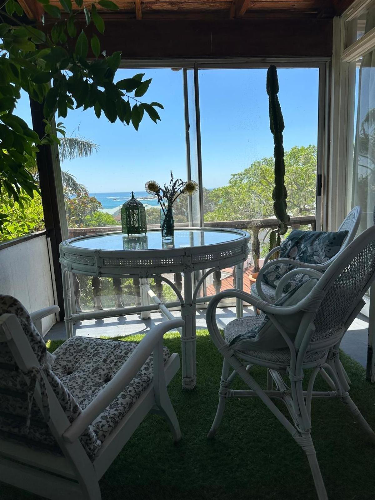 Independent Quaint Flat, Close To Beach Kapstadt Exterior foto